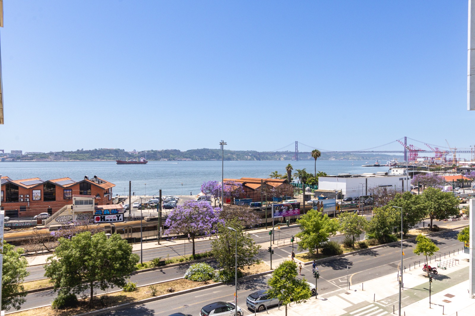 T3 no Promenade — Uma residência contemporânea frente ao Tejo